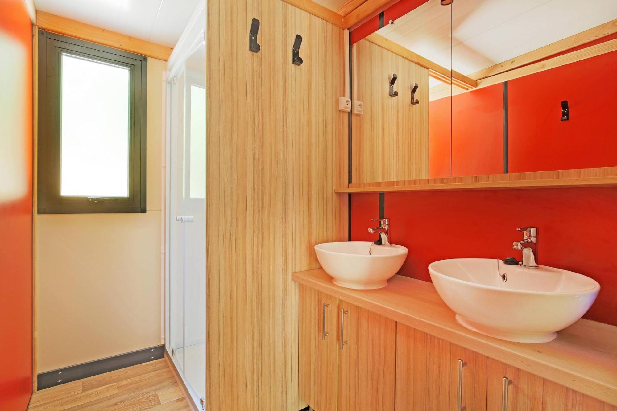 Huttopia Pays De Cordes Sur Ciel Albi Rom bilde